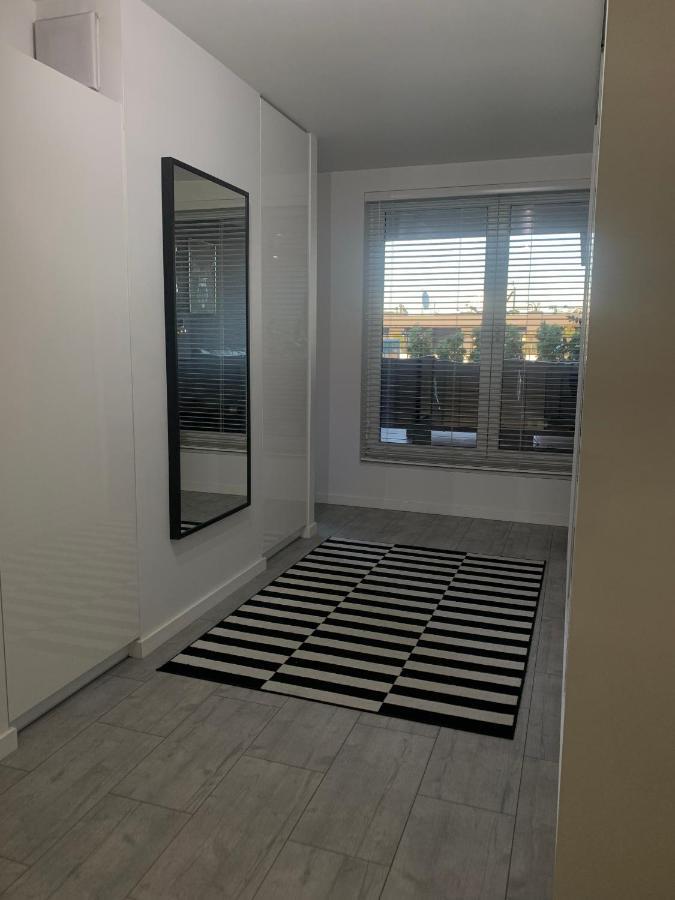 Apartmán Two-Levels Penthouse With A Garden In The City Center Lodž Exteriér fotografie