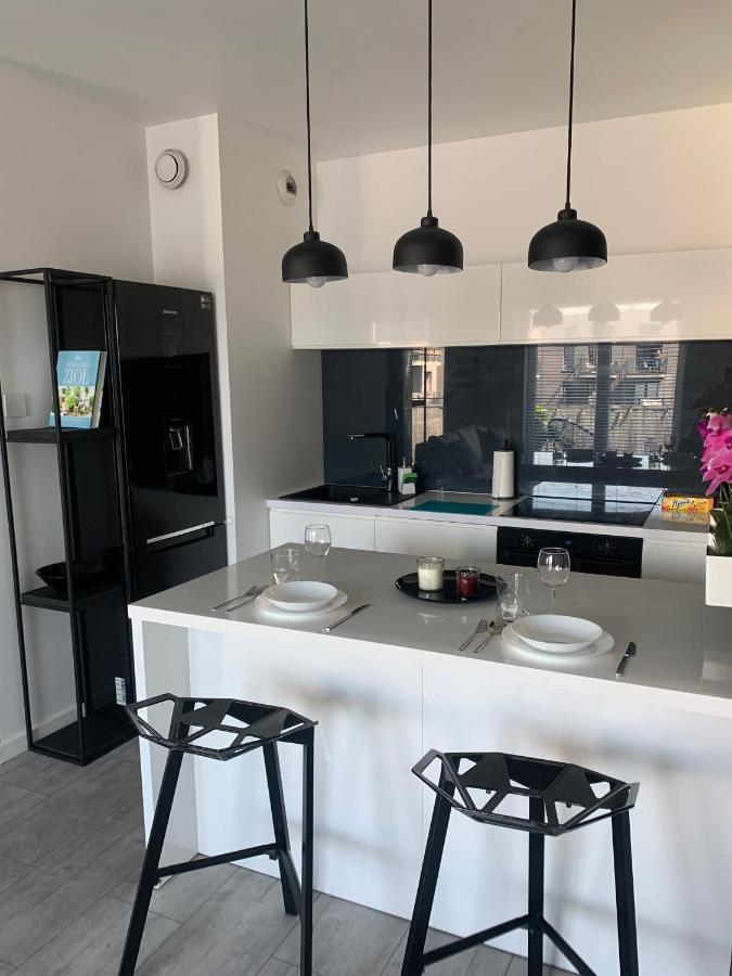 Apartmán Two-Levels Penthouse With A Garden In The City Center Lodž Exteriér fotografie